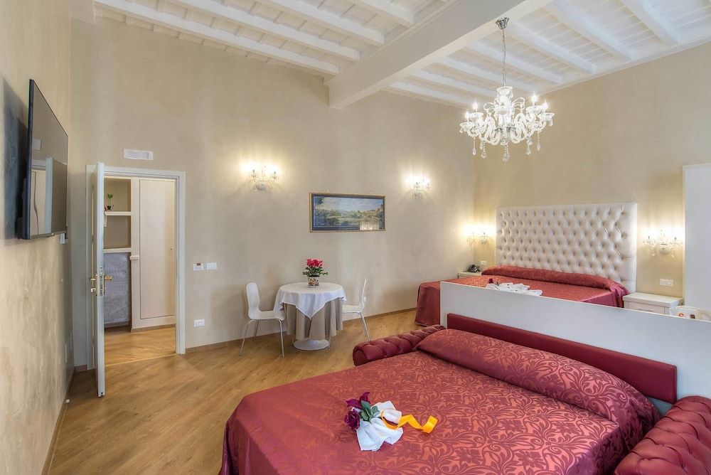 Trevi Rome Suite Deluxe Double Room 4