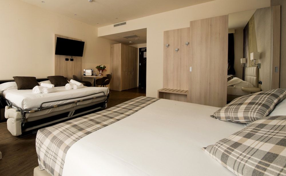 Superior Quadruple Room