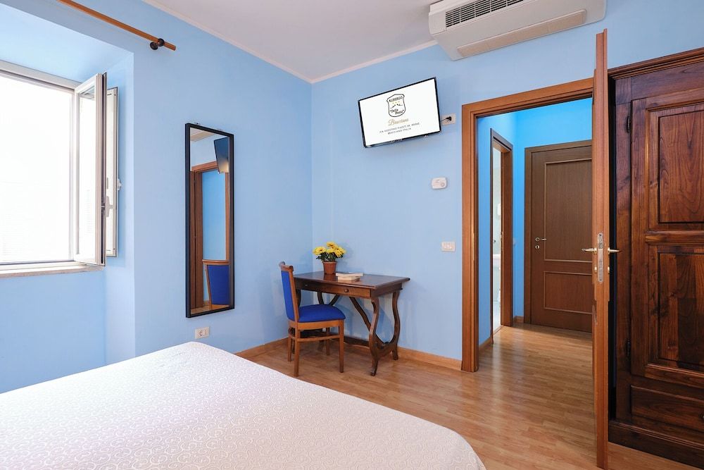 Albergo della Posta Classic Triple Room 8