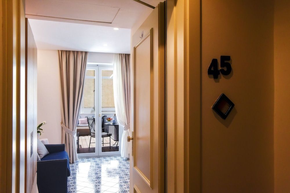 Hotel Montemare Superior Room 8