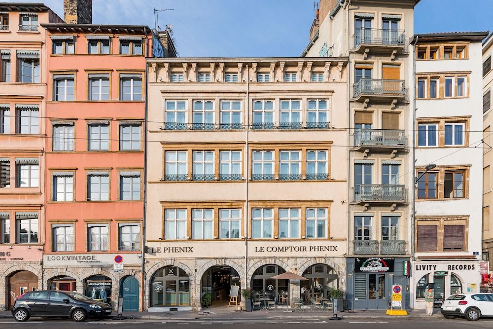 undefined Le Phenix Hotel 6