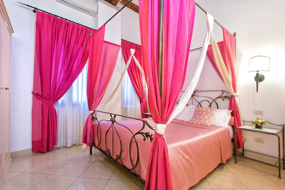 undefined Alla Vite Dorata 2