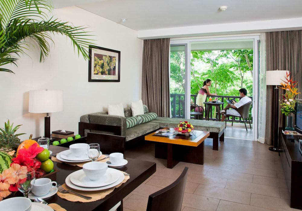 undefined Fairways and Bluewater Boracay 4