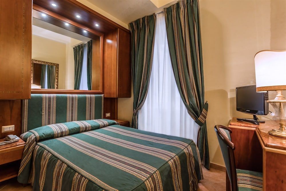 Raeli Hotel Archimede Economy Room 3