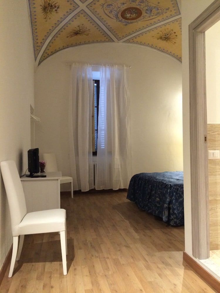 Relais La Corte Dei Cavalieri Classic Double or Twin Room 8