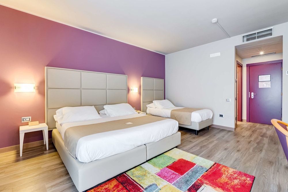 Best Western Hotel Imperiale Family Room, 1 Queen Bed (with Sofabed) 12