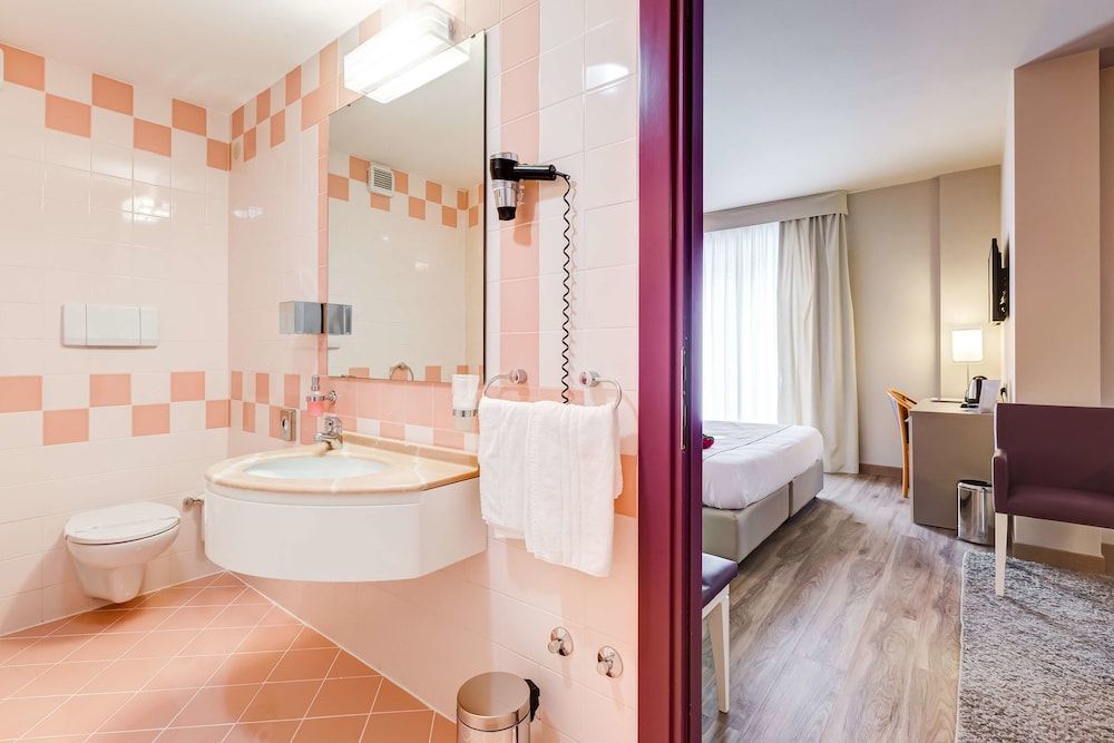 Best Western Hotel Imperiale Family Room, 1 Queen Bed (with Sofabed) 21