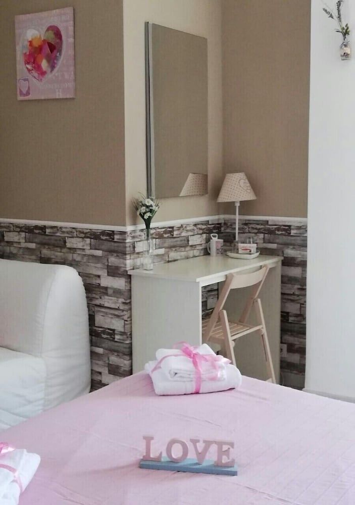 B&B Sweet Home Family Room 3