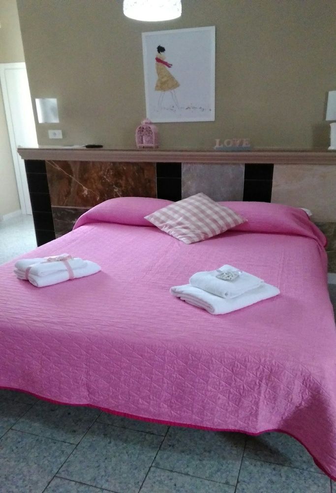 B&B Sweet Home Family Room