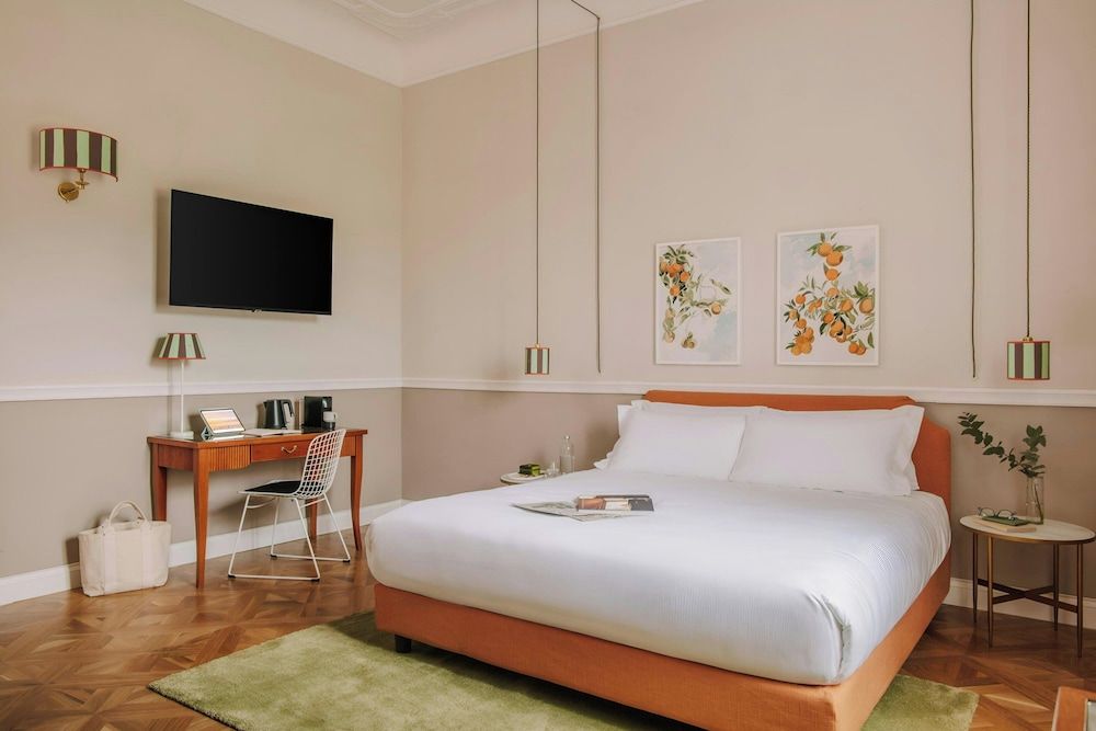 Superior Room, 1 King Bed with Sofa bed, River View