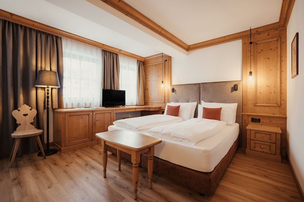 Superior Double Room (Deluxe)