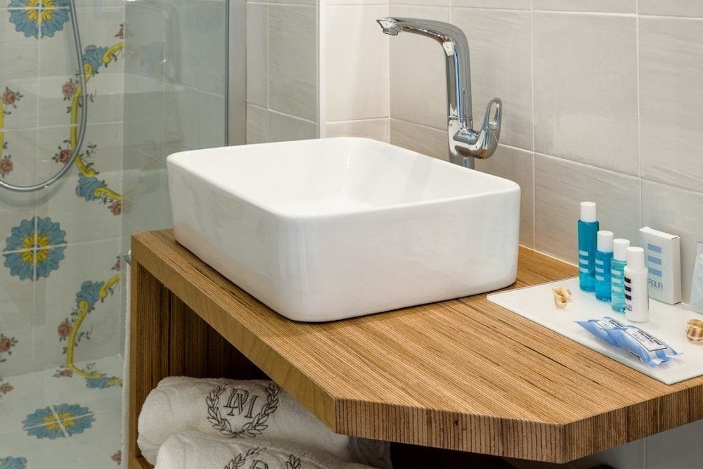 Domus Maris Boutique Hotel Deluxe Triple Room, Sea View 6