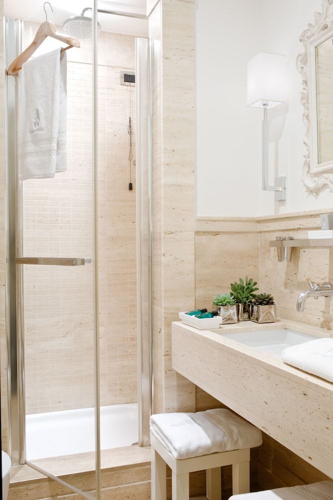 Casa Montani Deluxe Double Room 12