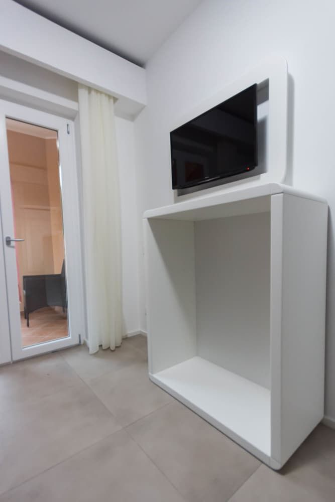 Aether Suites Tropea Deluxe Suite, 1 King Bed with Sofa bed, Terrace 16