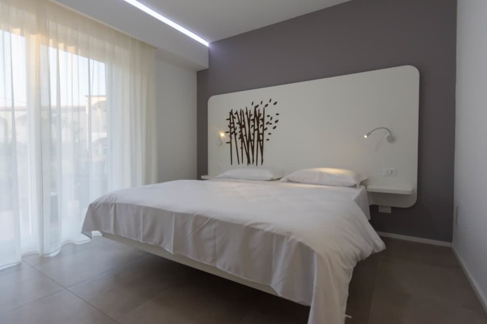Aether Suites Tropea Superior Double Room, 1 King Bed, Terrace 3
