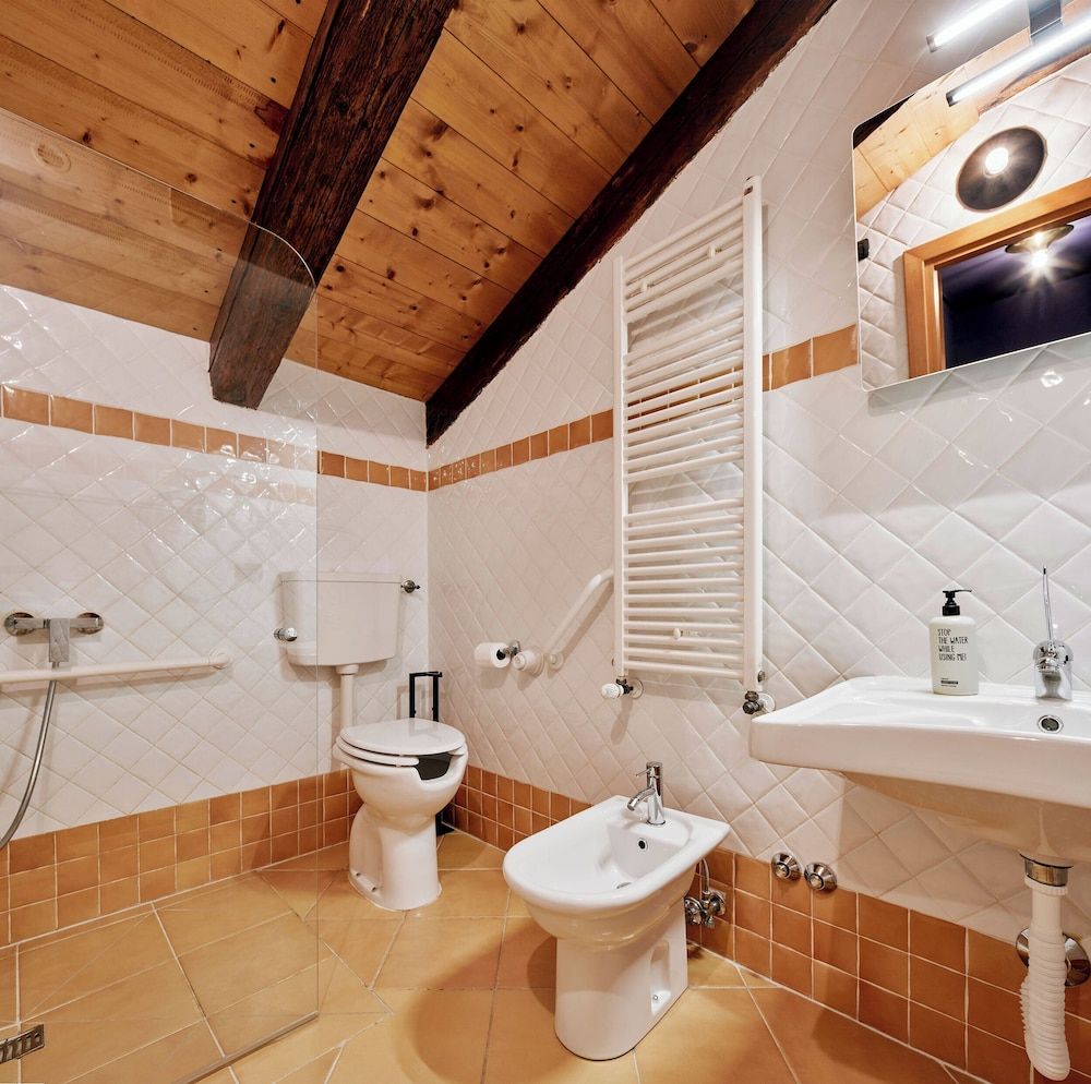 Urbanauts Studios Minelli Cozy 8