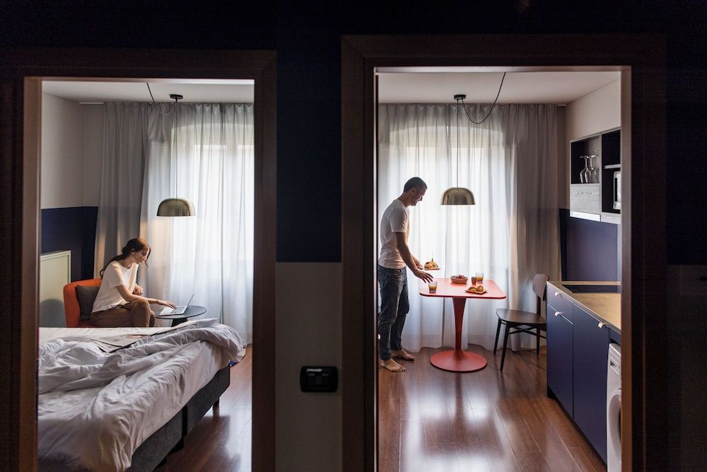 Urbanauts Studios Minelli Cozy 2