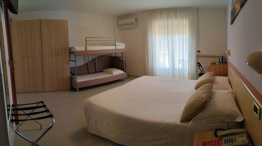 Quadruple Room, Balcony