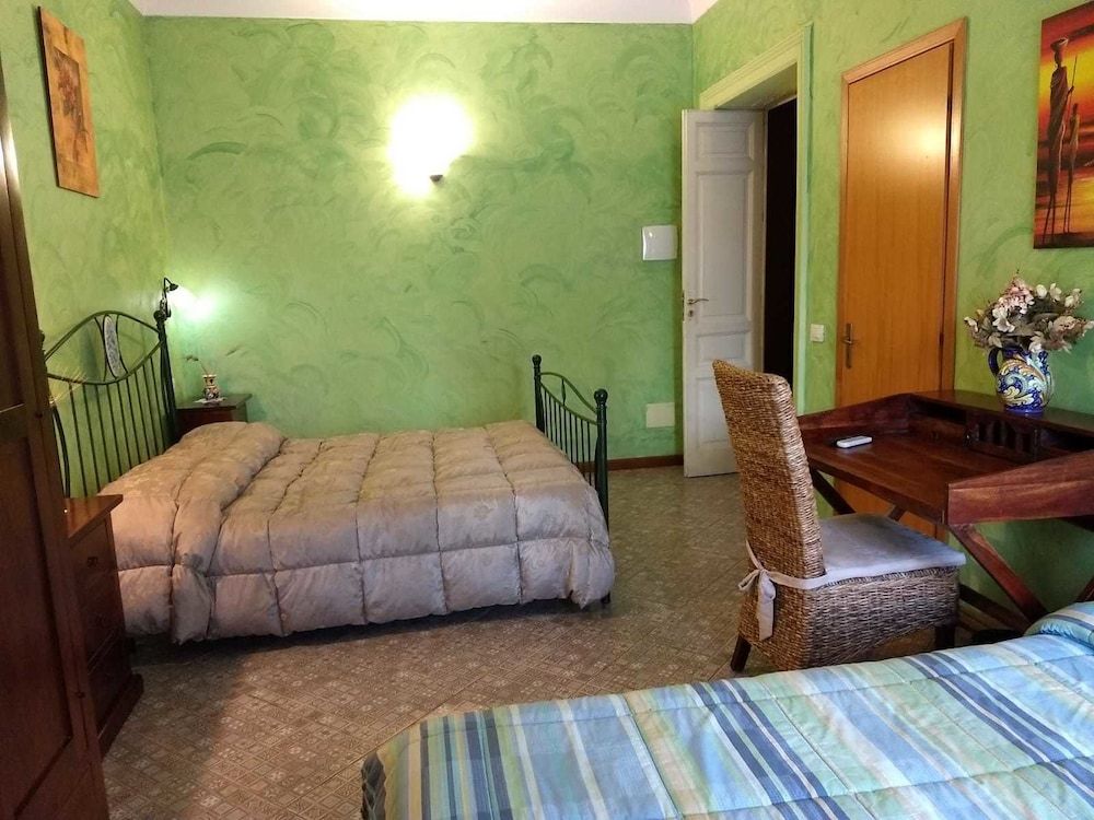 Palazzo Aprile Standard Double Room, Multiple Beds, City View 5