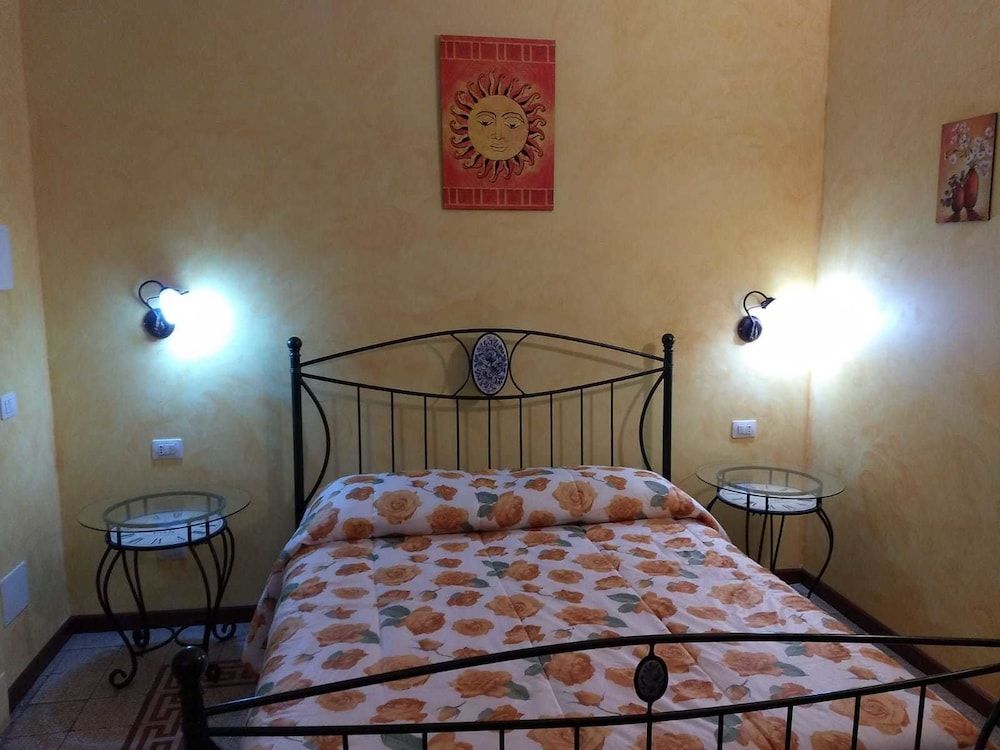 Palazzo Aprile Economy Room, 1 Queen Bed 2