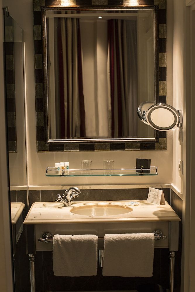 Hotel Monte Cenci Superior Double Room 13