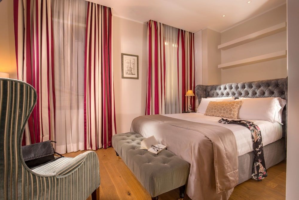 Hotel Monte Cenci Superior Double Room 4