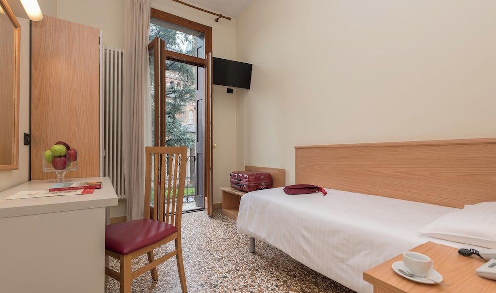 Standard Single Room, City View