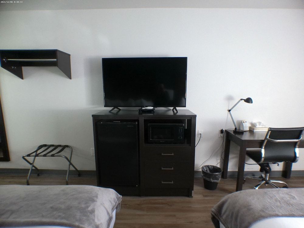 Greentree Inn Holbrook Standard Room, 2 Queen Beds 8