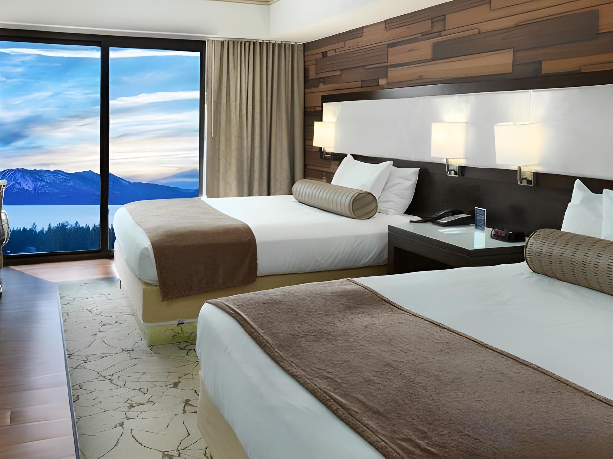 Deluxe Queen Room with Two Queen Beds - Non-Smoking