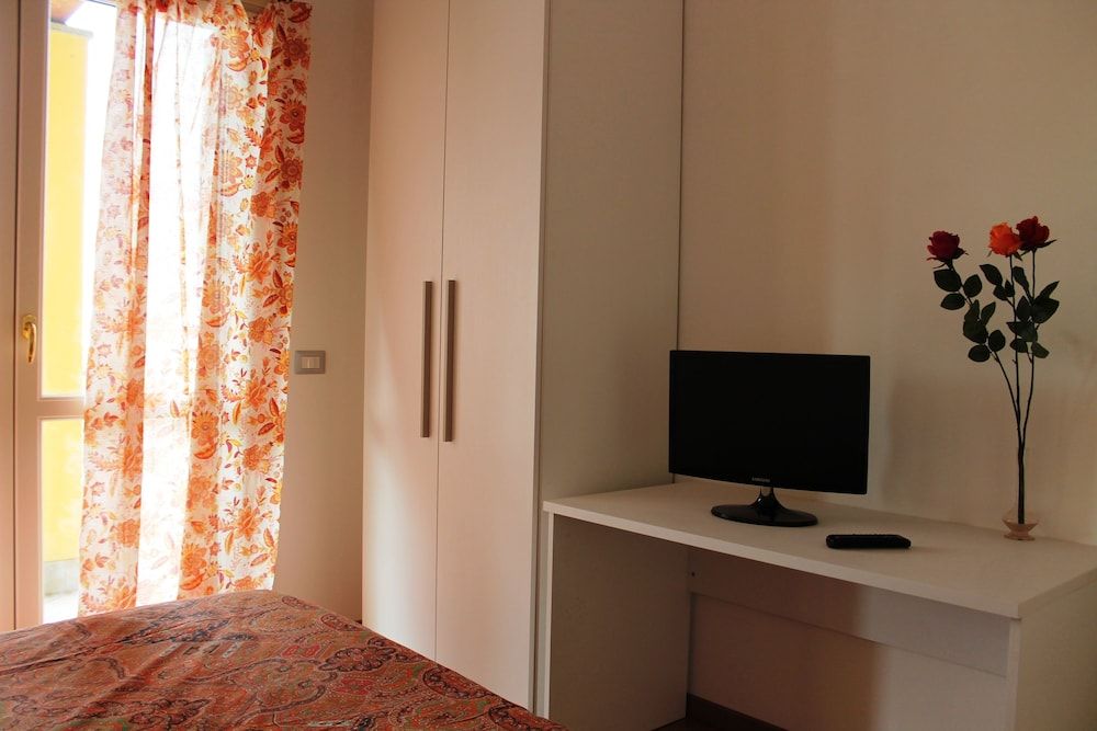 B&B Villa Milano Expo Deluxe Double Room, 1 Bedroom, Balcony, Garden View 2