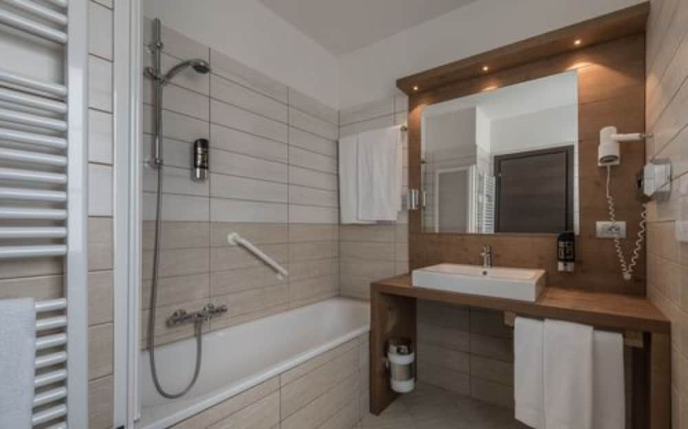 Hotel Villa Argentina Superior Double or Twin Room 20