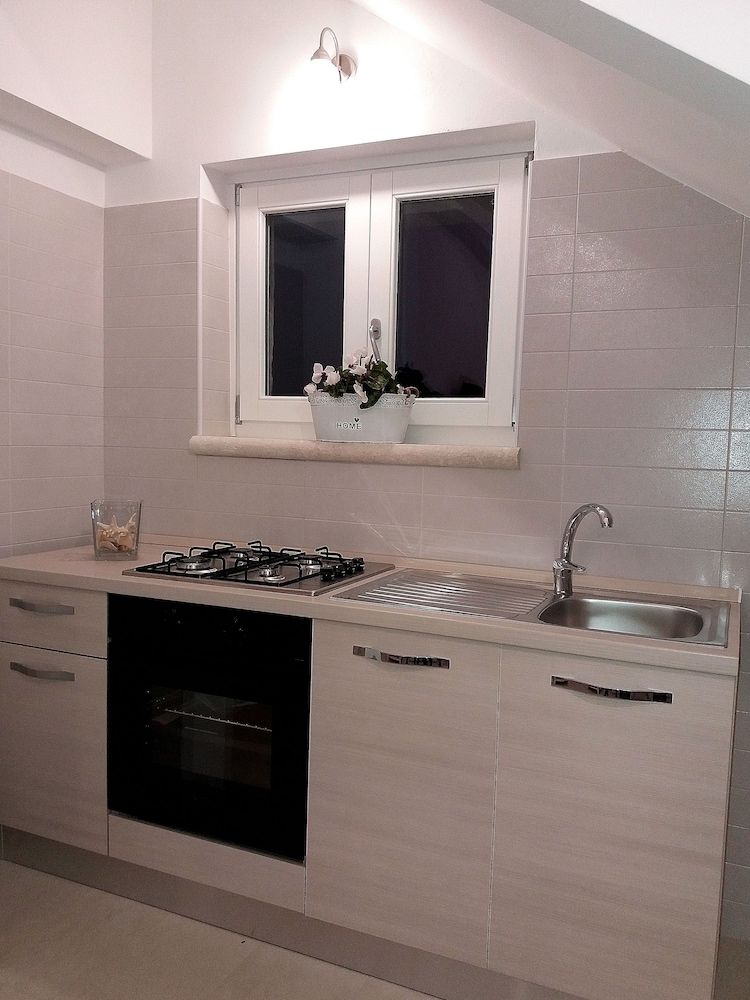 Dimora Porto Contessa Deluxe Suite, Terrace 10