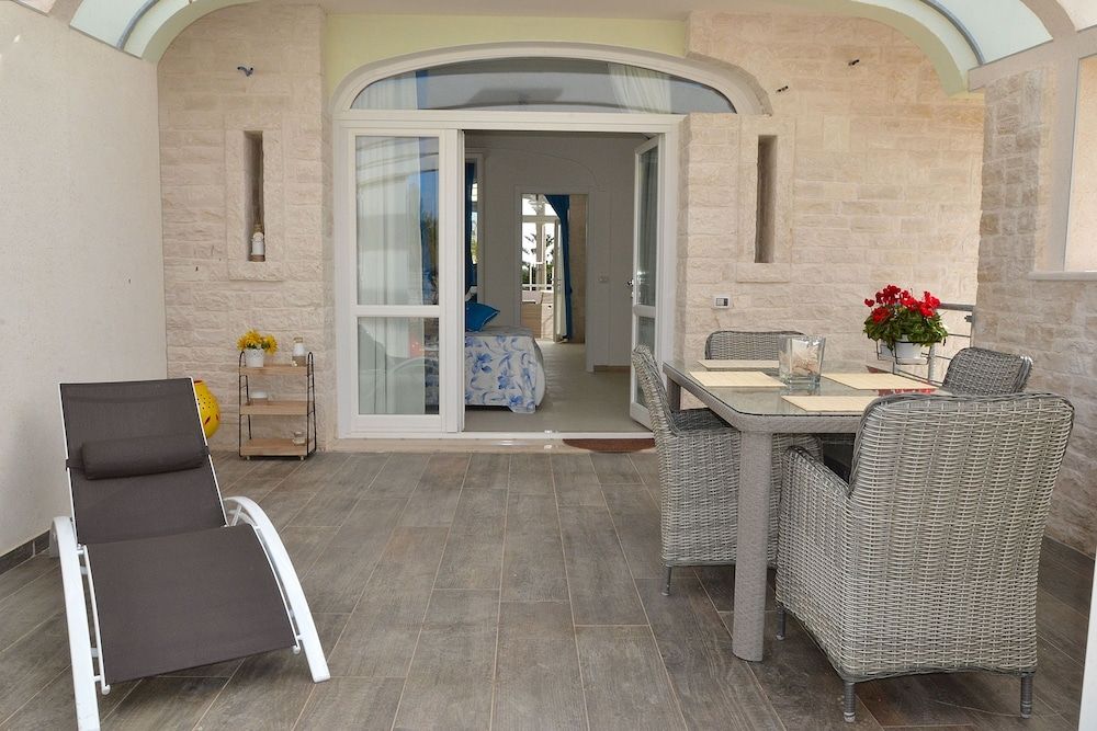 Dimora Porto Contessa Deluxe Suite, Terrace 13