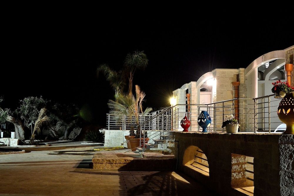 Dimora Porto Contessa Business Double Room, Patio 8