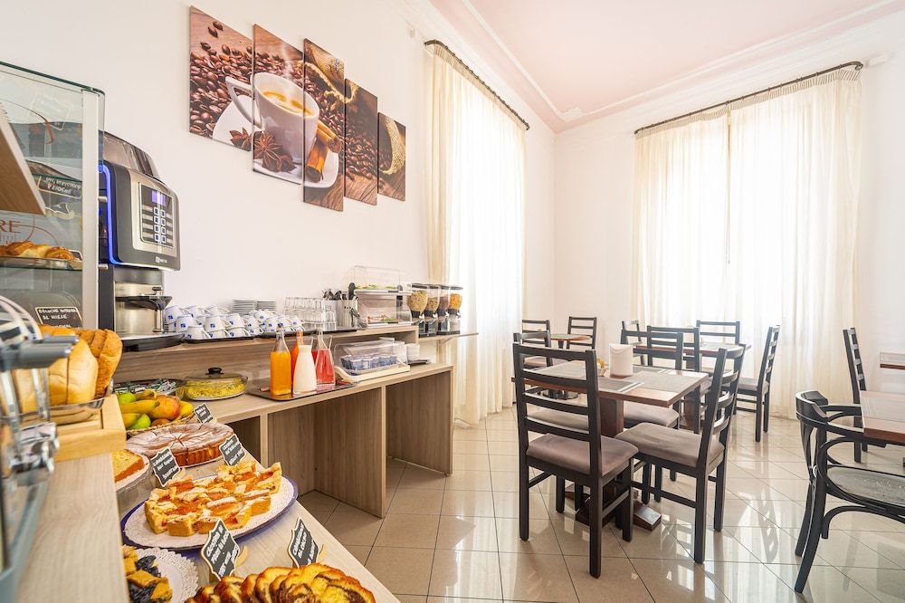 undefined Lilium Hotel 10