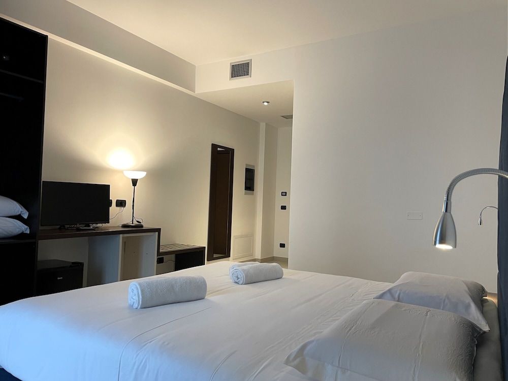 Maestrale Resort Hotel - Alberese, Grosseto Deluxe Triple Room, 1 King Bed with Sofa bed 6