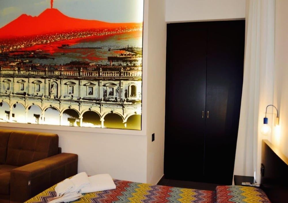 undefined Relais Piazza del Plebiscito 2