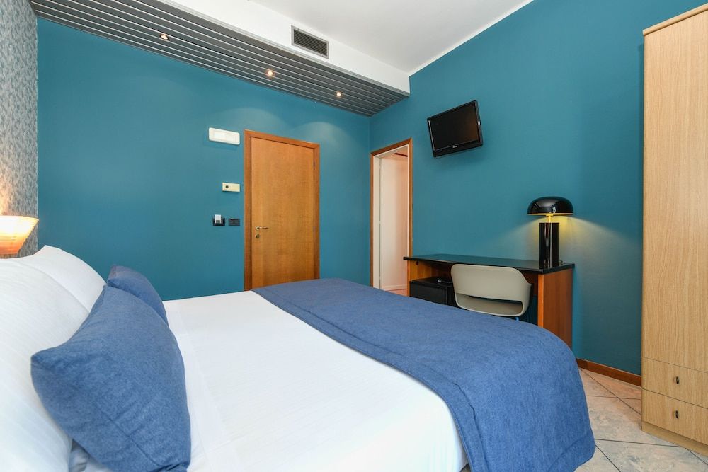 Superior Double Room, Balcony, Lake View