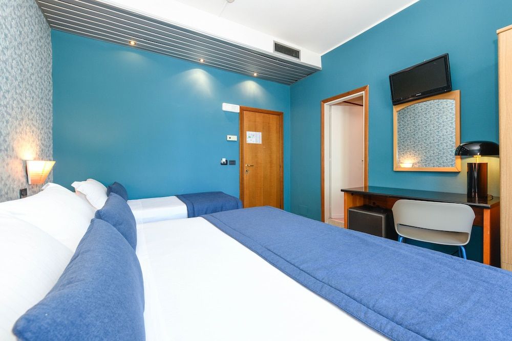 Classic Room, Lake View