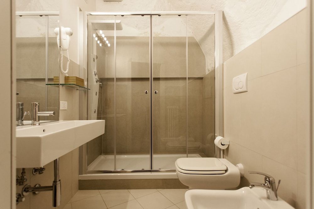 Casa Diva Standard Double Room 4