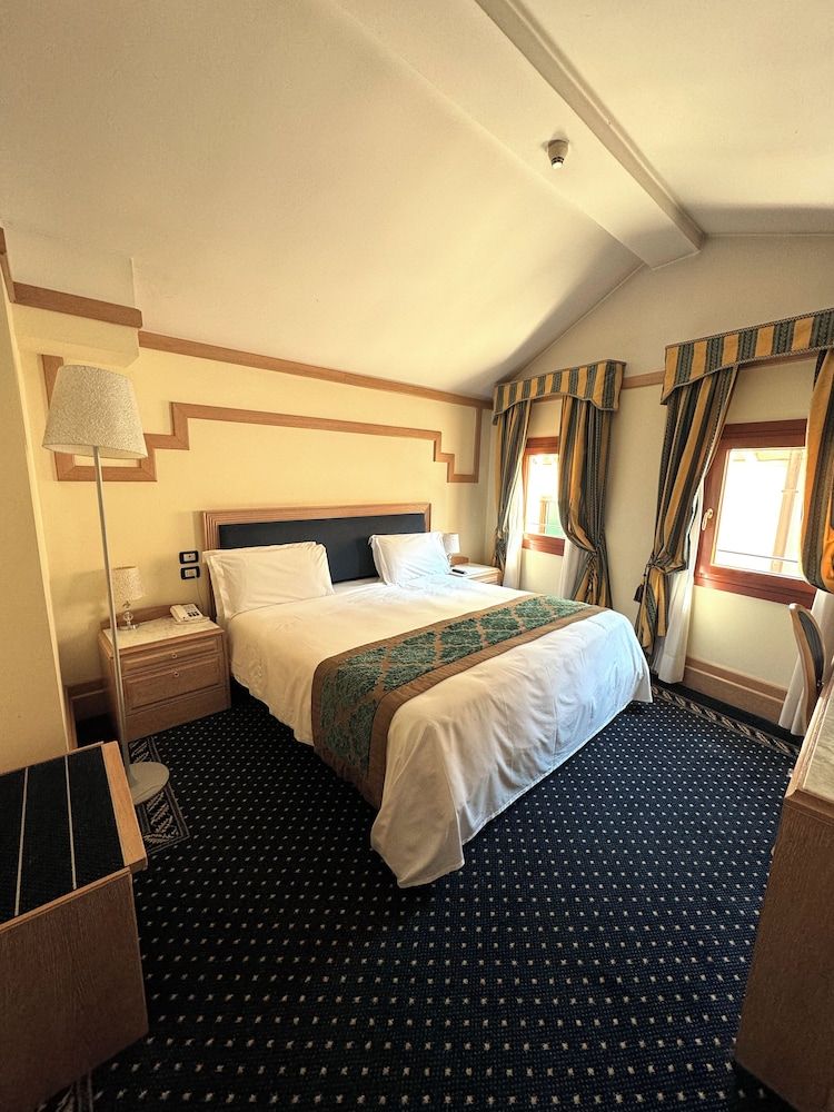 undefined Hotel Foscari Palace 3