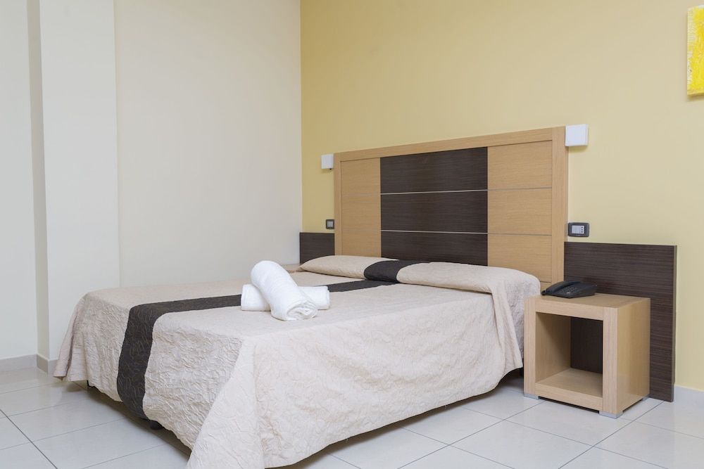 Ticho's Greenblu Hotel Standard Room, Garden View