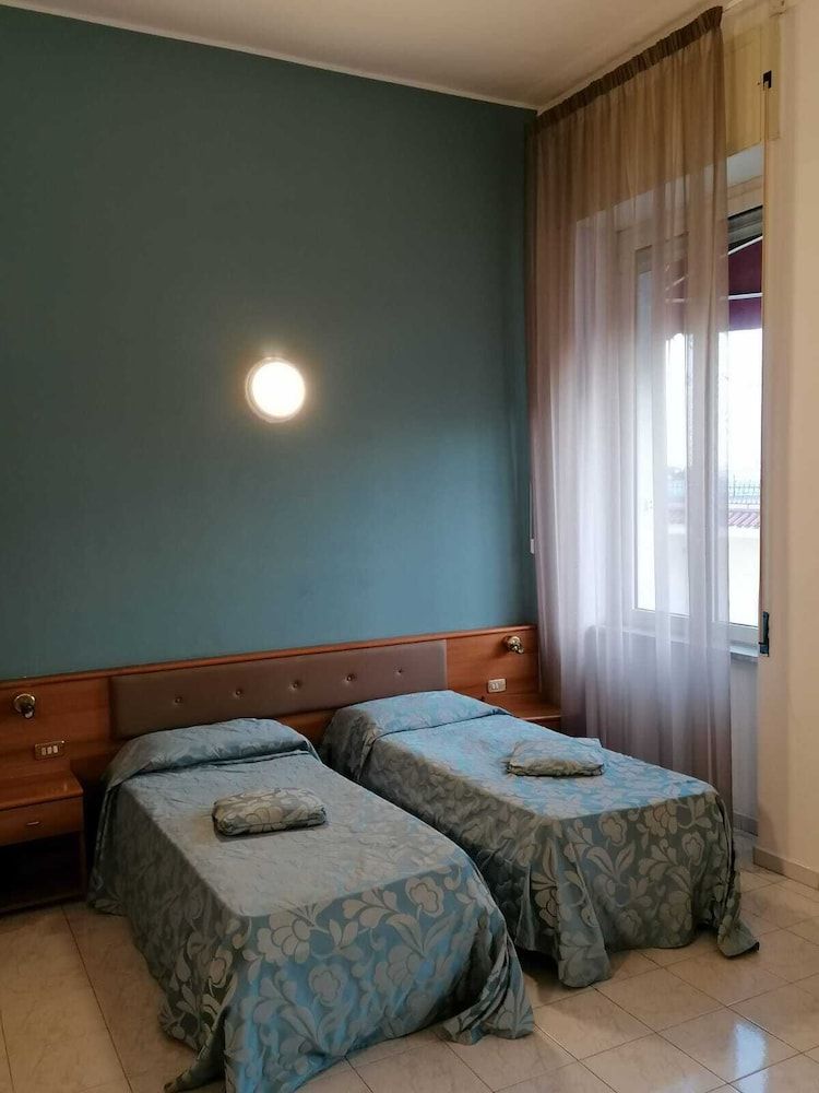 Hotel Santa Marta Quadruple Room 5