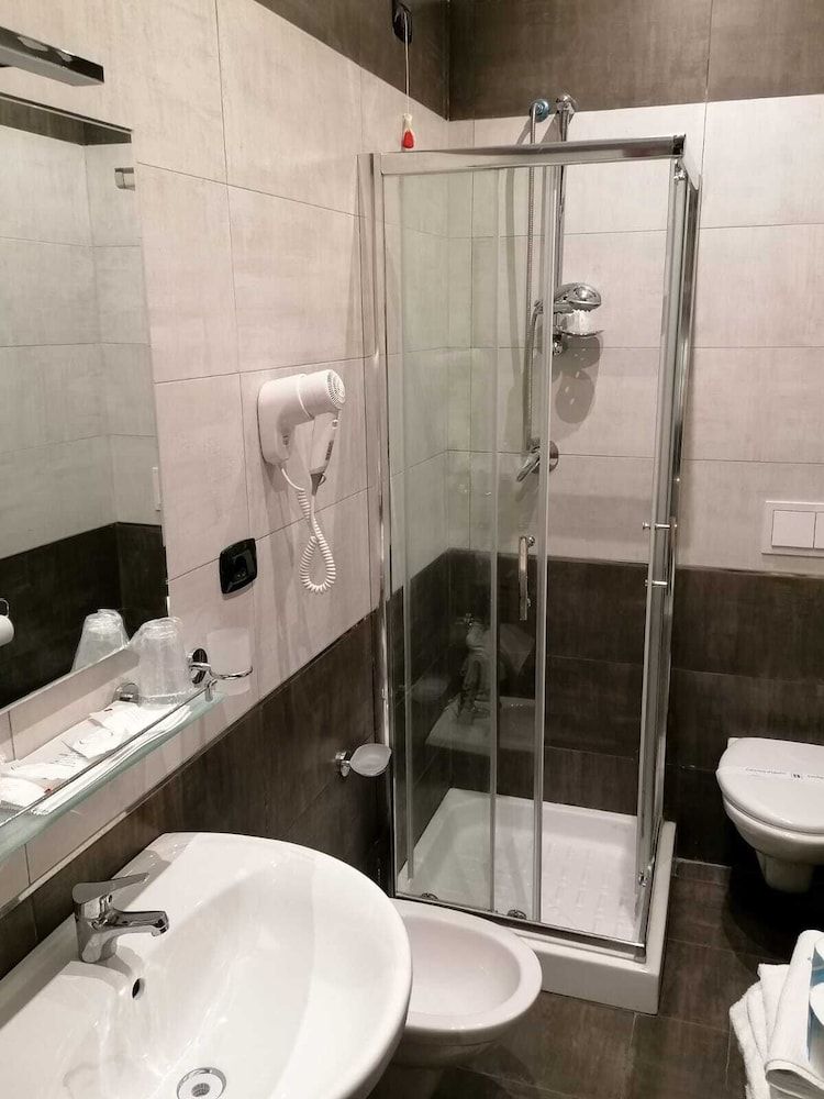 Hotel Santa Marta Quadruple Room 3