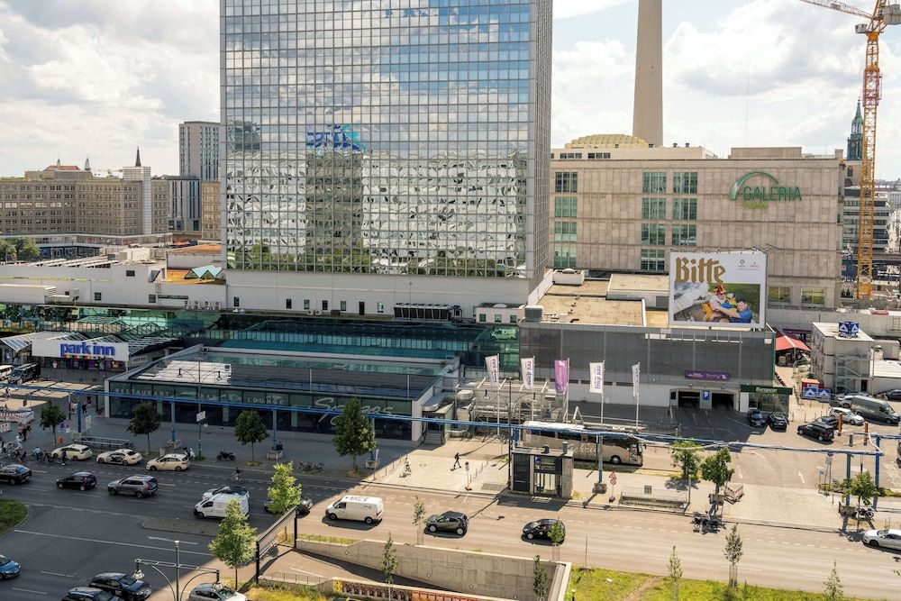 undefined Park Inn by Radisson Berlin Alexanderplatz 8