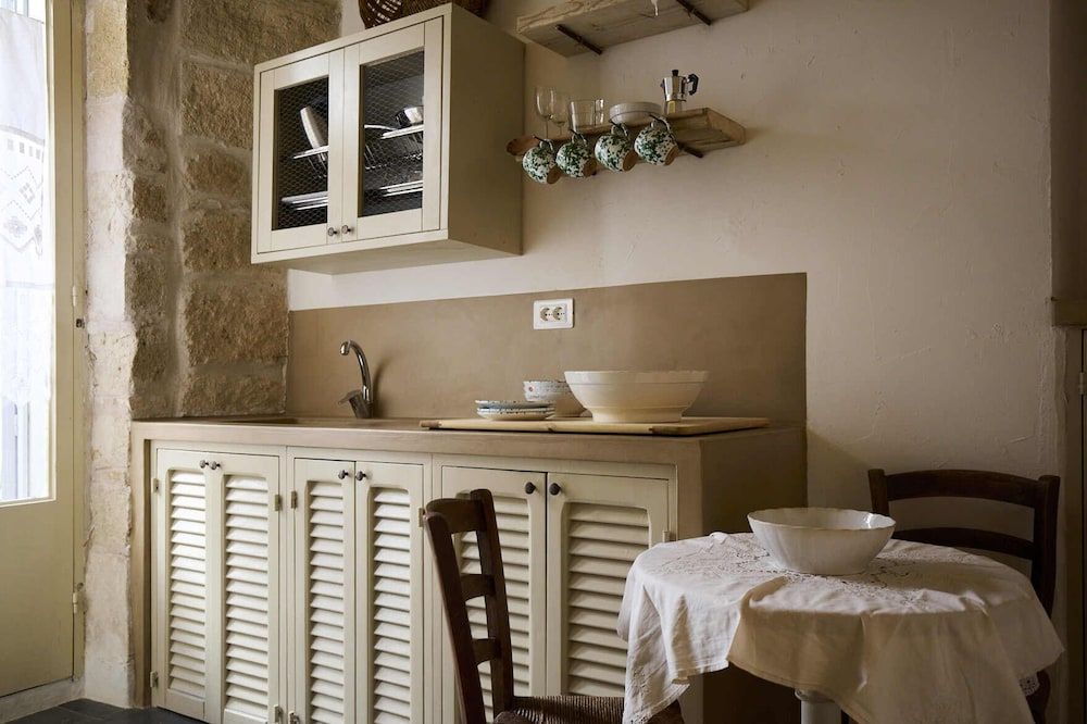 Dei Serafini Romantic Condo 5