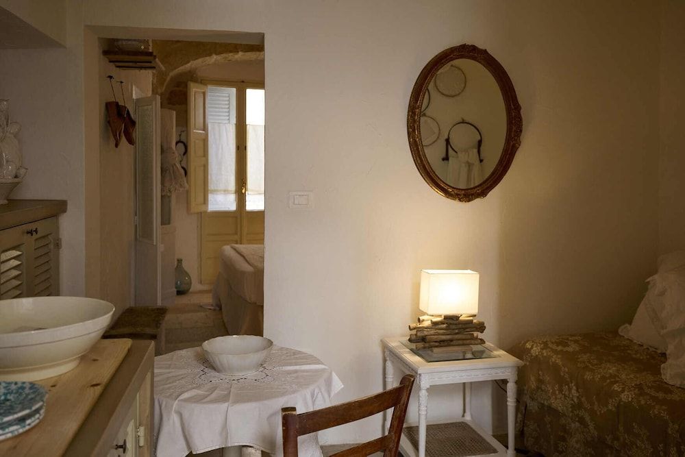 Dei Serafini Romantic Condo 6