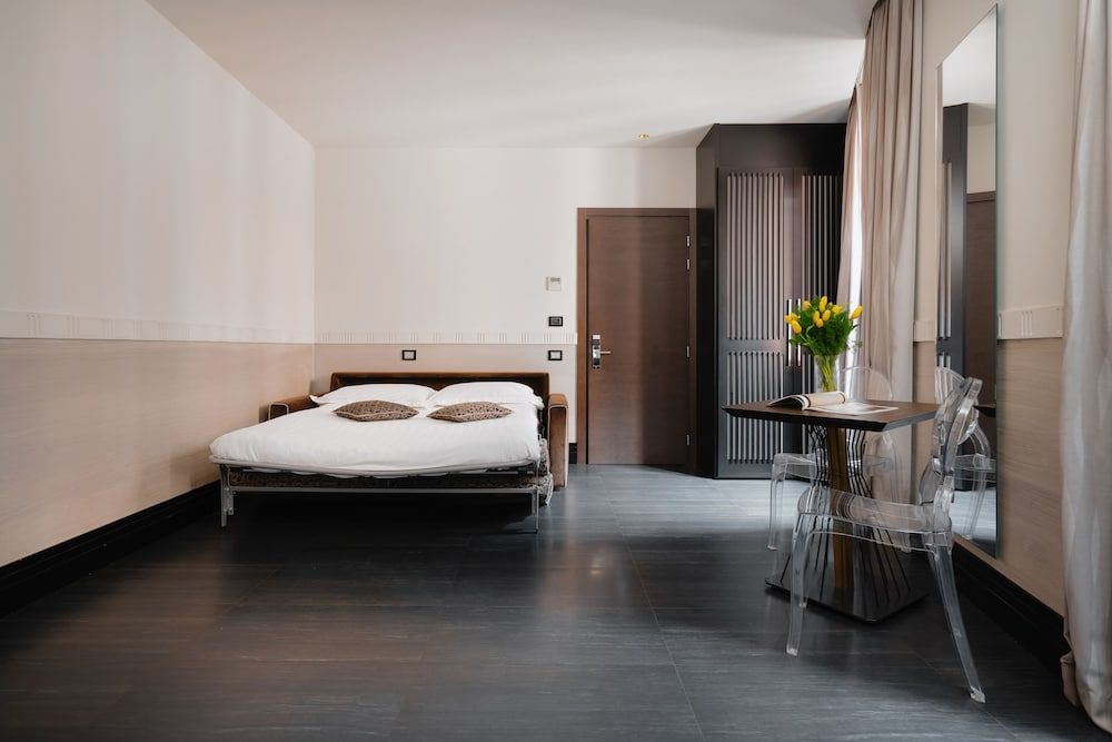 Luxury Suite (5 people)