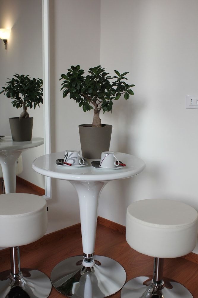 undefined Superior Relais Temple View 9