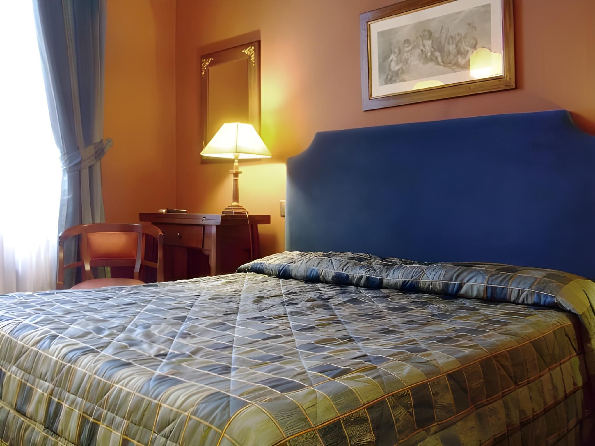 Suite (2 Adults)